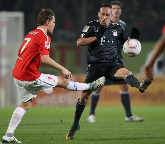 界中的地位 界中的地位